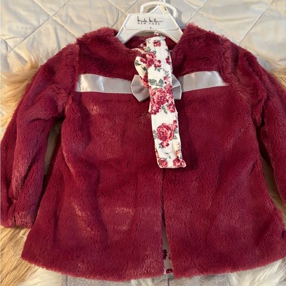 NICOLE MILLER GIRL 4 PIECE OUTFIT. - Picture 2 of 5